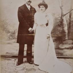 Mariés inconnus 1900 à Sens (89)