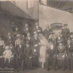 Ferdinand DESSOLY et Ermine DAUCHY le 03/06/1920 à Saint-Omer (62)