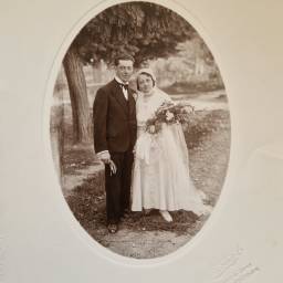Mariés inconnus 1920 à Pont-de-Chéruy (38)