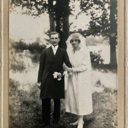 Jules Eugène LEBOUVIER et Jeanne Marguerite RUBY le 07/09/1921 à Bolbec (76)