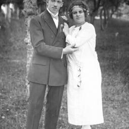 Henri Joseph FERON et Alice Georgette Marie DELAMOTTE le 07/11/1925 à Saint-Eustache-la-Forêt (76)