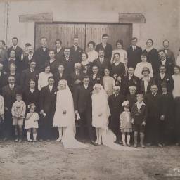 Louis Camille REMENGEON et Germaine JACQUET (double mariage avec le frère de Louis) 1928 à Saint-Georges-sur-Moulon (18)