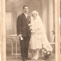 Henri SAVARY et Raymonde PINART le 04/10/1929 à Mons-en-Baroeul (59)