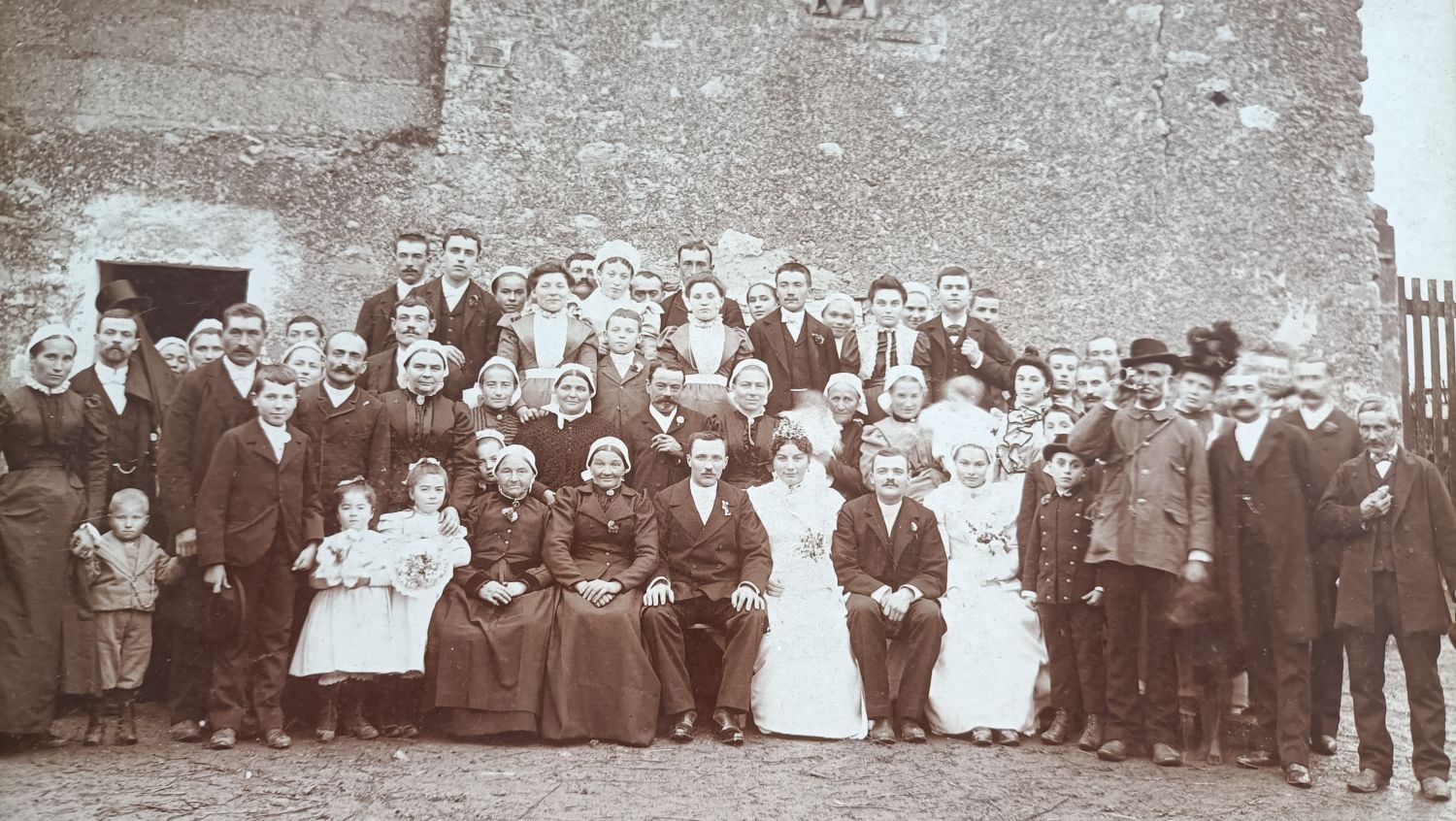 Louis Pierre GOUGEON et Rose Louise BAZILLE 1898 à Brossay (49)
