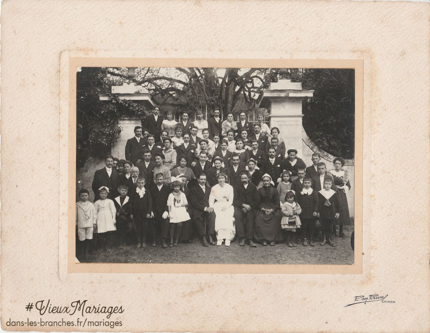 Daniel BOBINET et Angèle BOURREAU 1920 à Beaumont-en-Véron (37)