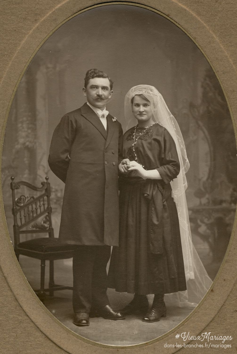 Louis LEFEBVRE et Jeanne HENNO le 04/11/1921 à Tourmignies (59)