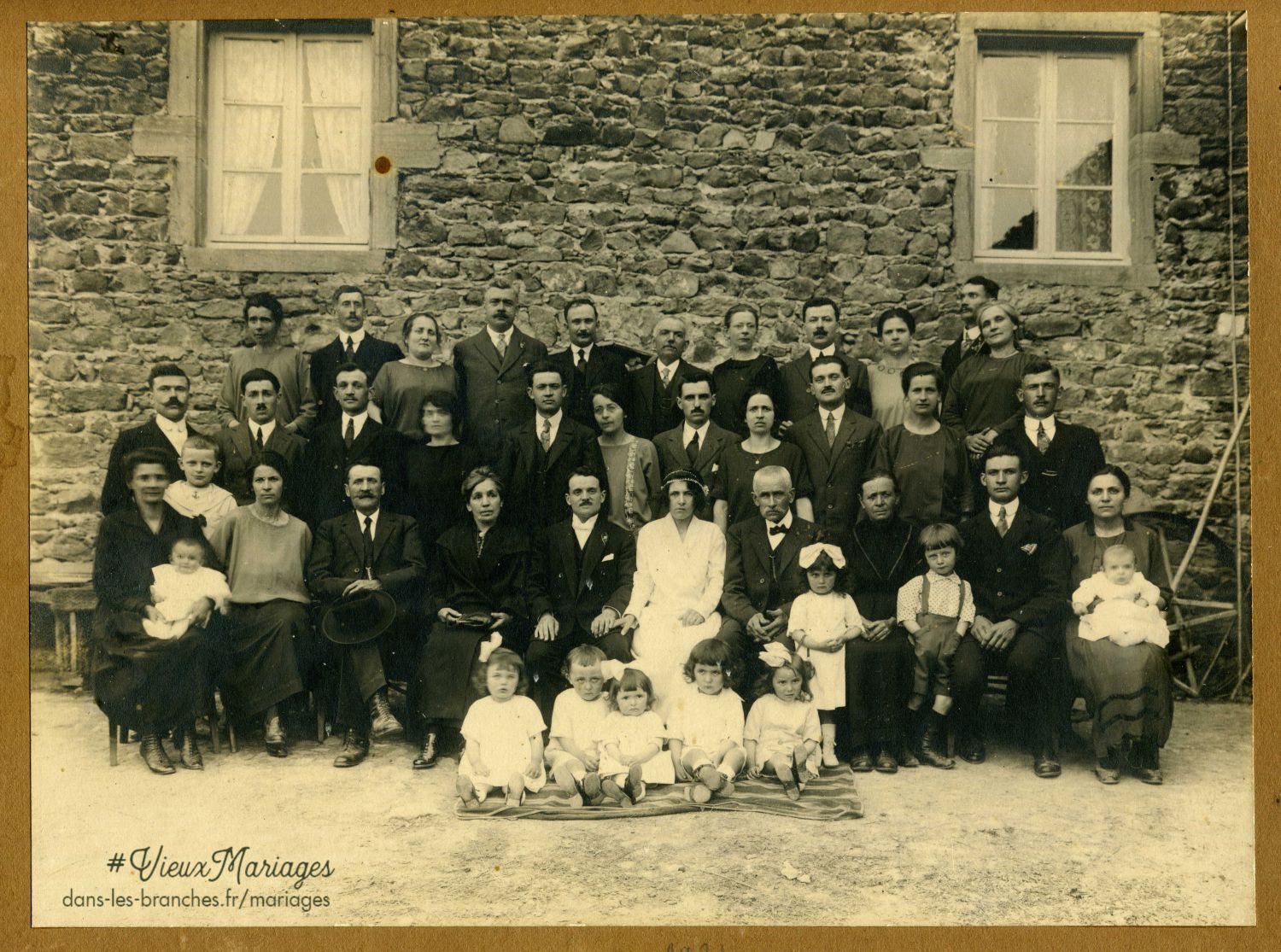 Henri ROBIN et Marthe AUCOURT 1924 à Saint-Maurice-lès-Châteauneuf (71)