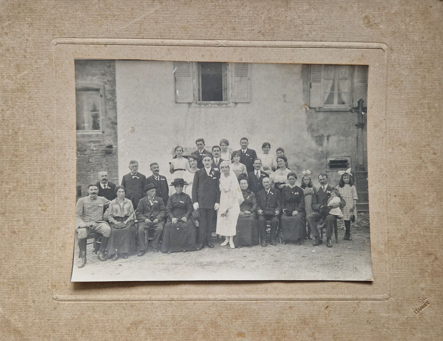 Mariés inconnus 1925 à Cluny (71)
