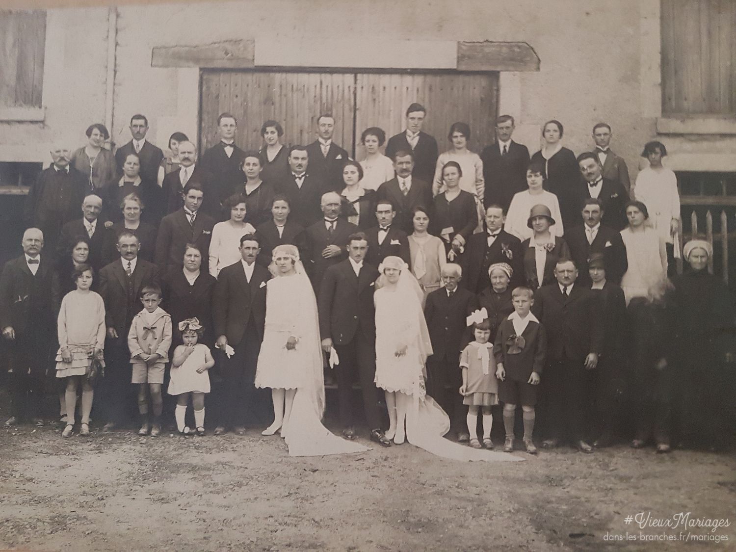 Louis Camille REMENGEON et Germaine JACQUET (double mariage avec le frère de Louis) 1928 à Saint-Georges-sur-Moulon (18)
