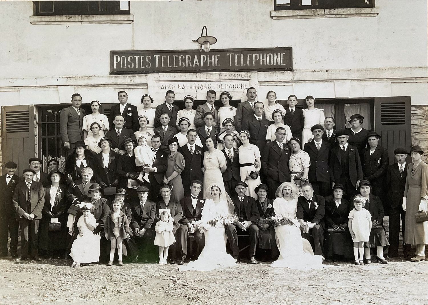 Albert Justin GUILHEMOTONIA et Jeanne Eugénie RIBES le 10/10/1936 à Tarnos (40)