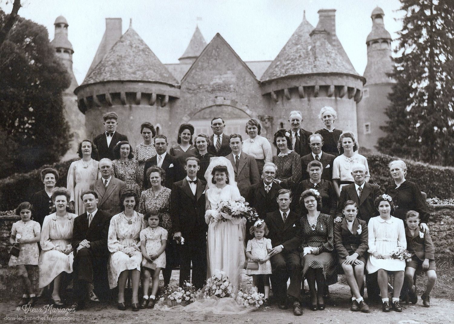 André Marcel ROGERIE et Olga Jeanne MINIER 1945 à Semur-en-Vallon (72)